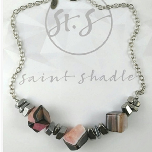 Handmade: Agate & hematite gemstone necklace - Picture 3 of 6